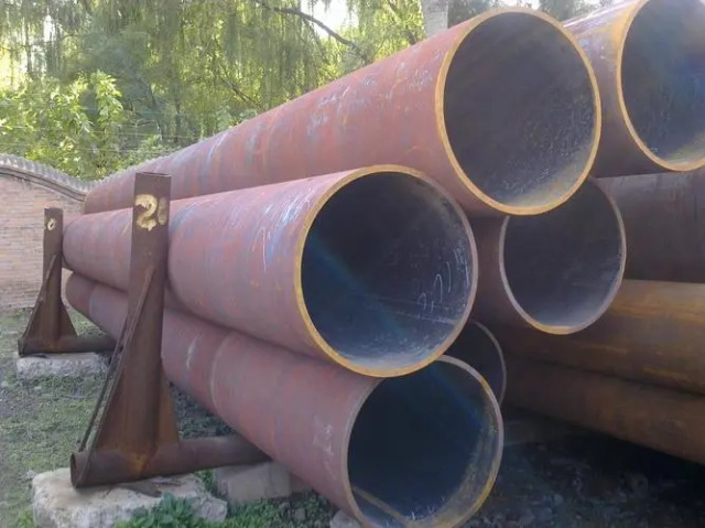 菏泽大口径厚壁无缝钢管